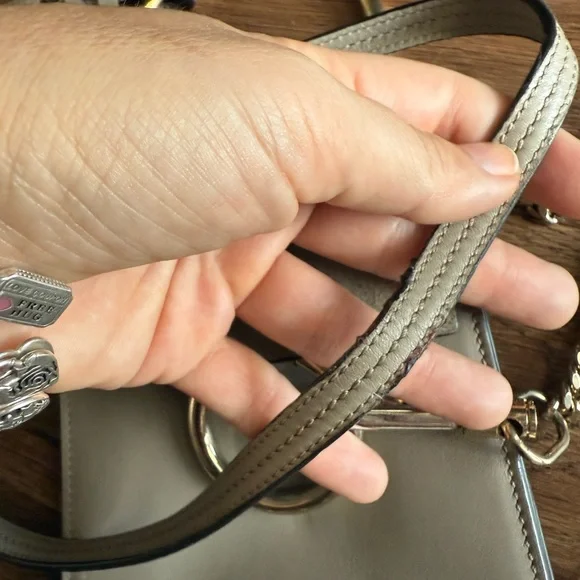 Chloé Mini Faye Beige Leather and Suede Crossbody Bag - Picture 3 of 11